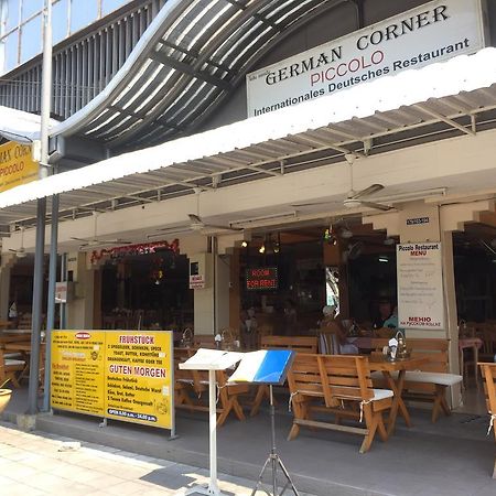 Piccolo Restaurant And Guest House 파타야 외부 사진
