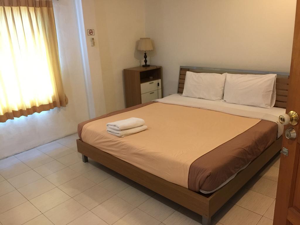 Piccolo Restaurant And Guest House 파타야 외부 사진
